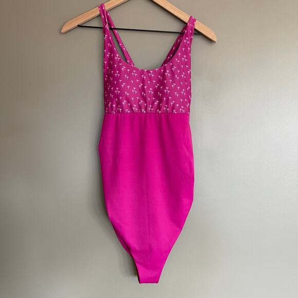 NWT SENITA Maternity One Piece Swimsuit Magenta Medium Pink Comfortable Cute - Picture 4 of 12